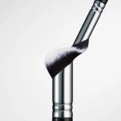 118 Fluid Touch & Blend Pinsel(118 Fluid Touch Blend) -Zoeva Kosmetik Geschaft PDP25 SBN118 BRUSH 4