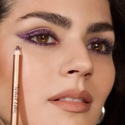 Velvet Love Eyeliner Pencil (Metallic Amethyst)(Velvet Love Eyeliner Pencil Metallic Amethyst) -Zoeva Kosmetik Geschaft PDP25 VLEP021 Metallic Amethyst Q125 Zoe 02