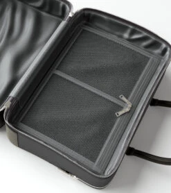 The Zoe Bag & The Complete Pinselset (Black)(The Zoe Bag With Complete Brush Set Black) -Zoeva Kosmetik Geschaft zoeva the zoe bag black inside closeup right 80341d8f 79ce 4ac5 901b 8ae7a8695bf1