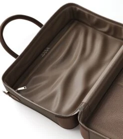 The Zoe Bag & The Complete Pinselset (Light Chocolate)(The Zoe Bag With Complete Brushsetlightchocolate) -Zoeva Kosmetik Geschaft zoeva the zoe bag lightchocolate inside closeup left faccdf90 e70b 43d6 bcd9 9ea2c45ea8e7